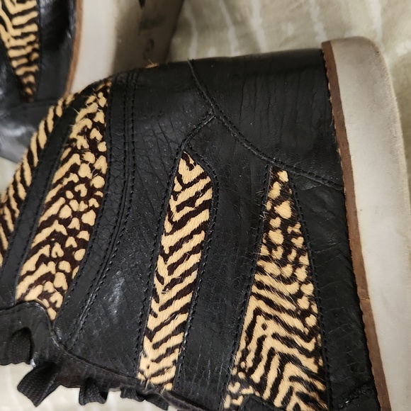 Jeff Campbell, high tops - Picture 6 of 14